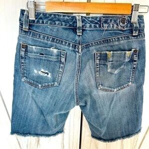💋 Sergio Valente raw hem distressed jean shorts 26 VTG Vintage